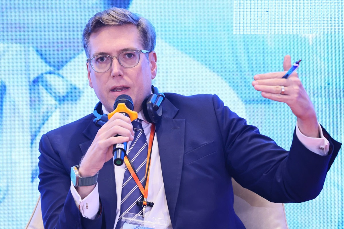 Ông Luke Treloar, Trưởng Khối Cơ sở Hạ tầng, Chính phủ & Y tế (IGH), KPMG Việt Nam. Ảnh Dũng Minh Ông Luke Treloar, Trưởng Khối Cơ sở Hạ tầng, Chính phủ & Y tế (IGH), KPMG Việt Nam. Ảnh Dũng Minh