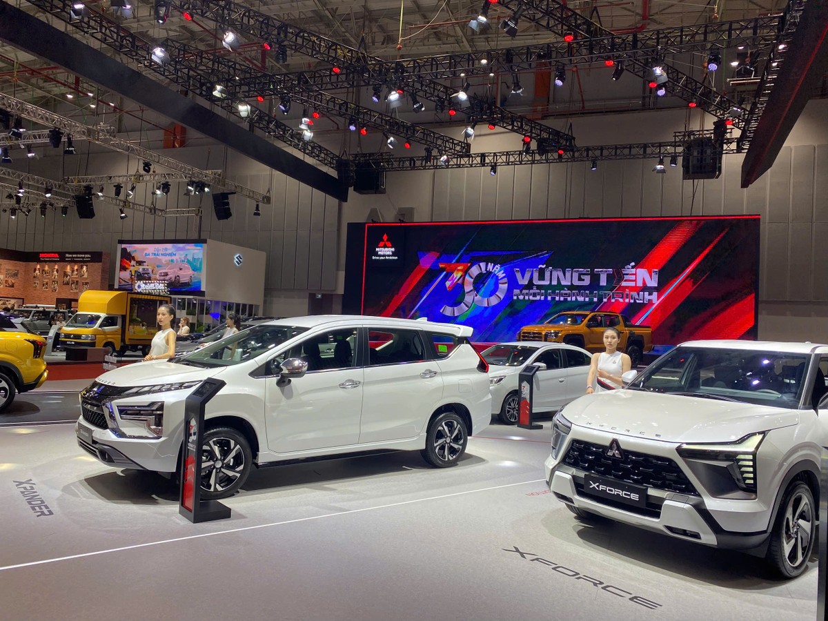 Mitsubishi mang đến những mẫu xe chủ lực, gồm Xpander, Xforce và Triton hoàn toàn mới. Mitsubishi mang đến những mẫu xe chủ lực, gồm Xpander, Xforce và Triton hoàn toàn mới.