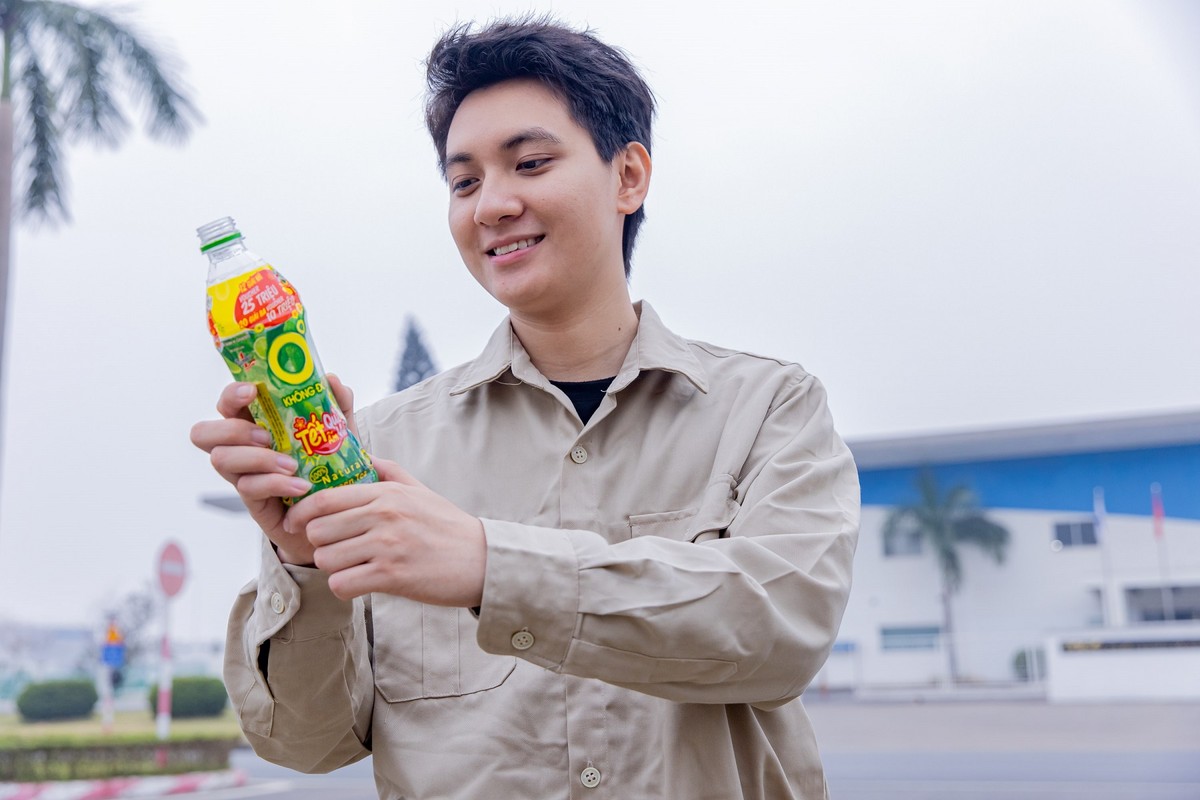 Chương trình khuyến mãi Tết của Trà Xanh Không Độ đang thu hút đông đảo người chơi tham gia để dễ dàng trúng các giải thưởng giá trị dịp cuối năm. Chương trình khuyến mãi Tết của Trà Xanh Không Độ đang thu hút đông đảo người chơi tham gia để dễ dàng trúng các giải thưởng giá trị dịp cuối năm.