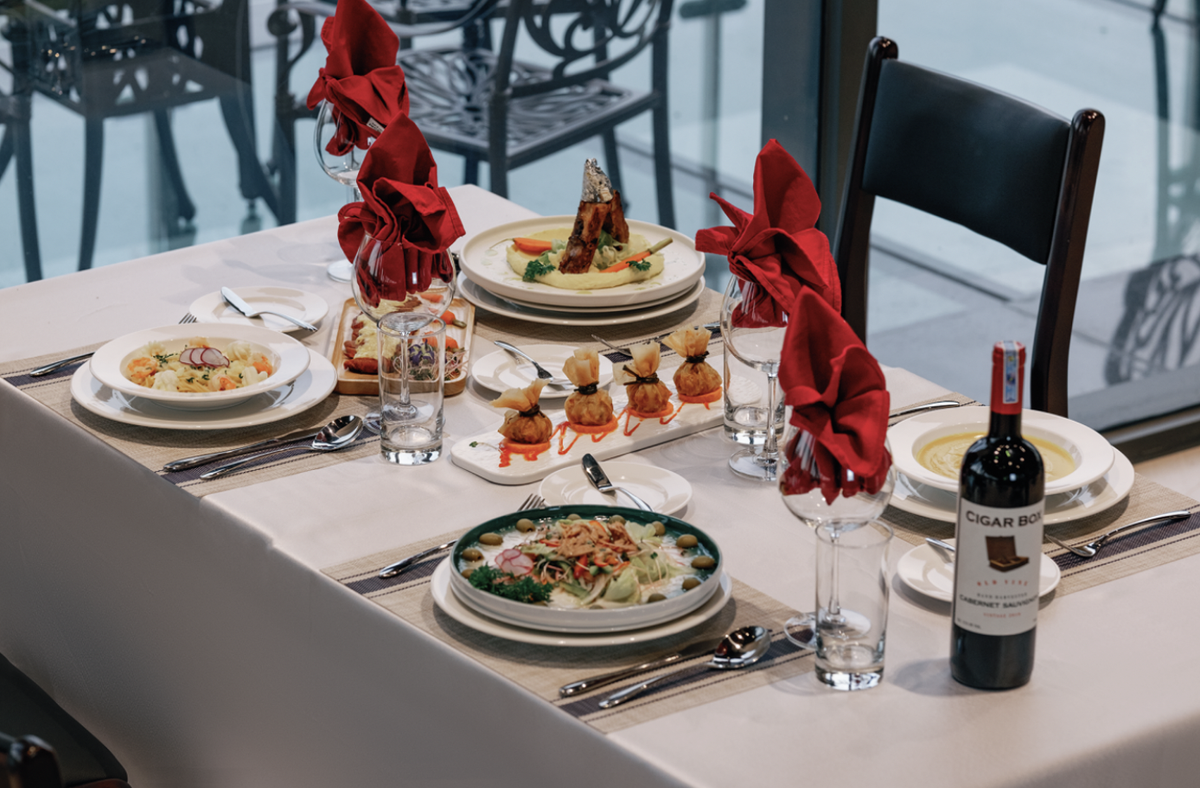 Ẩm thực tại LAMORI là một tác phẩm nghệ thuật. Ẩm thực tại LAMORI là một tác phẩm nghệ thuật.