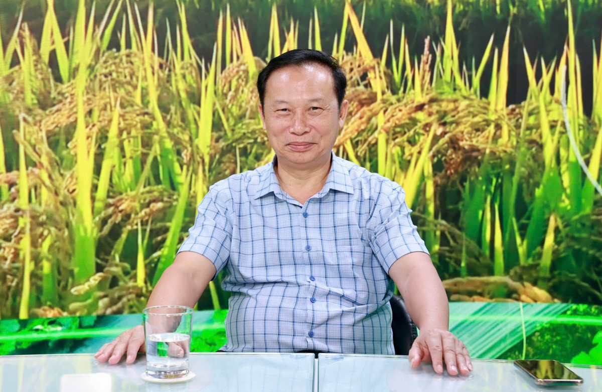 PGS. TS Đặng Văn Đông, Phó Viện trưởng Viện Nghiên cứu Rau Quả - Viện Khoa học Nông nghiệp Việt Nam Bộ Nông nghiệp & Môi trường. Ảnh Chí Cường. PGS. TS Đặng Văn Đông, Phó Viện trưởng Viện Nghiên cứu Rau Quả - Viện Khoa học Nông nghiệp Việt Nam Bộ Nông nghiệp & Môi trường. Ảnh Chí Cường.