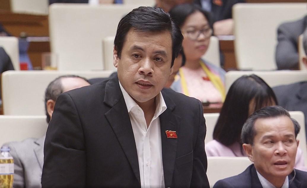 Đại biểu Trần Anh Tuấn (đoàn Thành phố Hồ Chí Minh). Đại biểu Trần Anh Tuấn (đoàn Thành phố Hồ Chí Minh).