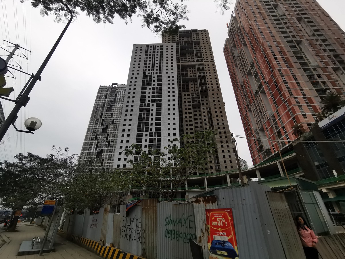 Dự án BID Residences thuộc Khu đô thị Văn Khê của BID Group triển khai, mua lại một phần của dự án Usilk City. Tuy nhiên, dự án hiện nay đang tạm dừng thi công Dự án BID Residences thuộc Khu đô thị Văn Khê của BID Group triển khai, mua lại một phần của dự án Usilk City. Tuy nhiên, dự án hiện nay đang tạm dừng thi công