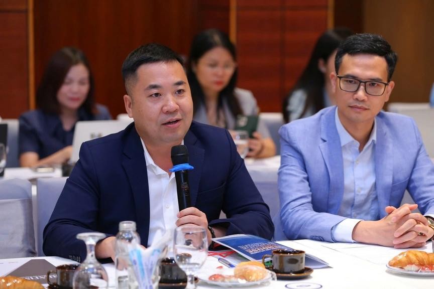 Ông Nguyễn Chí Nghĩa, Phó tổng giám đốc Đất Xanh Miền Bắc Ông Nguyễn Chí Nghĩa, Phó tổng giám đốc Đất Xanh Miền Bắc