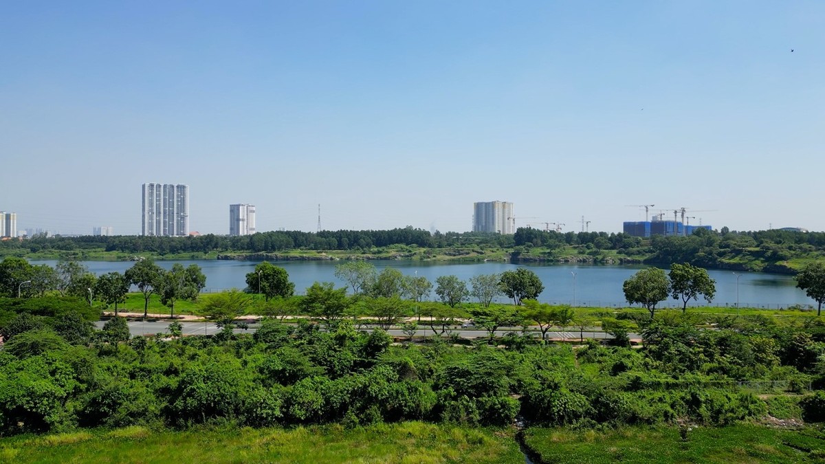Mảng xanh thiên nhiên liền kề khu đô thị Bcons City. Mảng xanh thiên nhiên liền kề khu đô thị Bcons City.