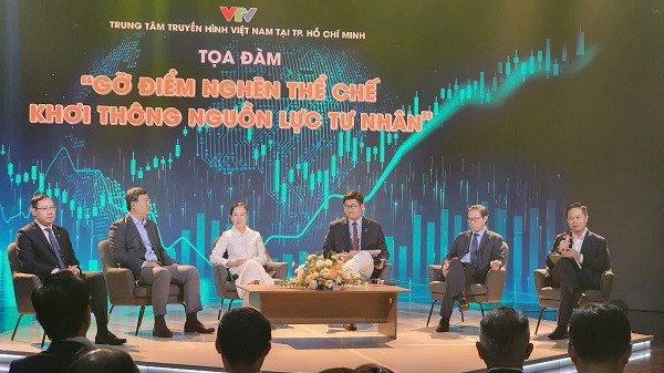 Toàn cảnh buổi toạ đàm Toàn cảnh buổi toạ đàm
