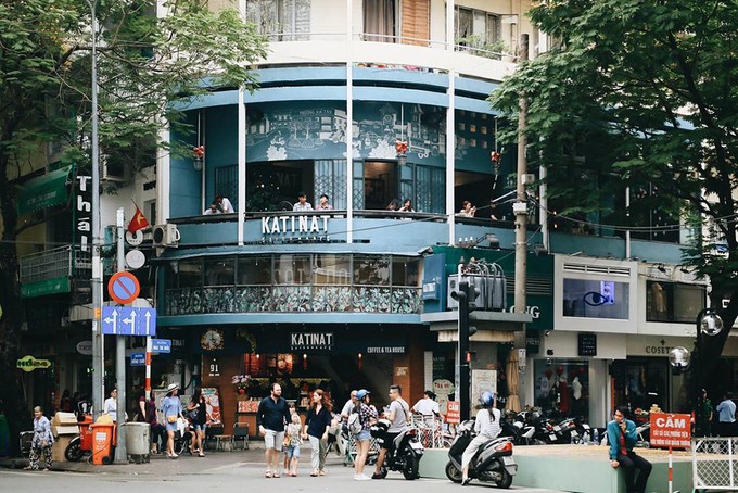 5 địa chỉ cho người thích uống cà phê vào sáng sớm ở Sài Gòn ảnh 7