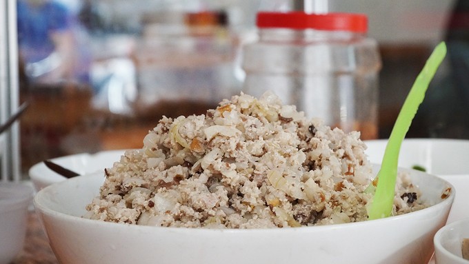 Bánh đúc Bà Già lót dạ buổi xế chiều ở Sài Gòn ảnh 3