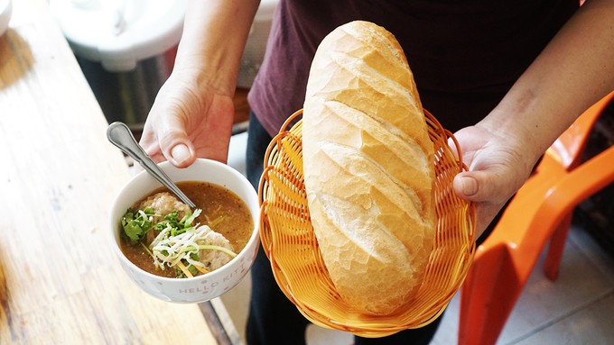 Bánh đúc Bà Già lót dạ buổi xế chiều ở Sài Gòn ảnh 7