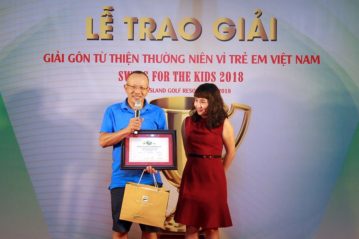 Những khoảnh khắc ấn tượng tại giải Golf Swing for the Kids 2018 ảnh 75