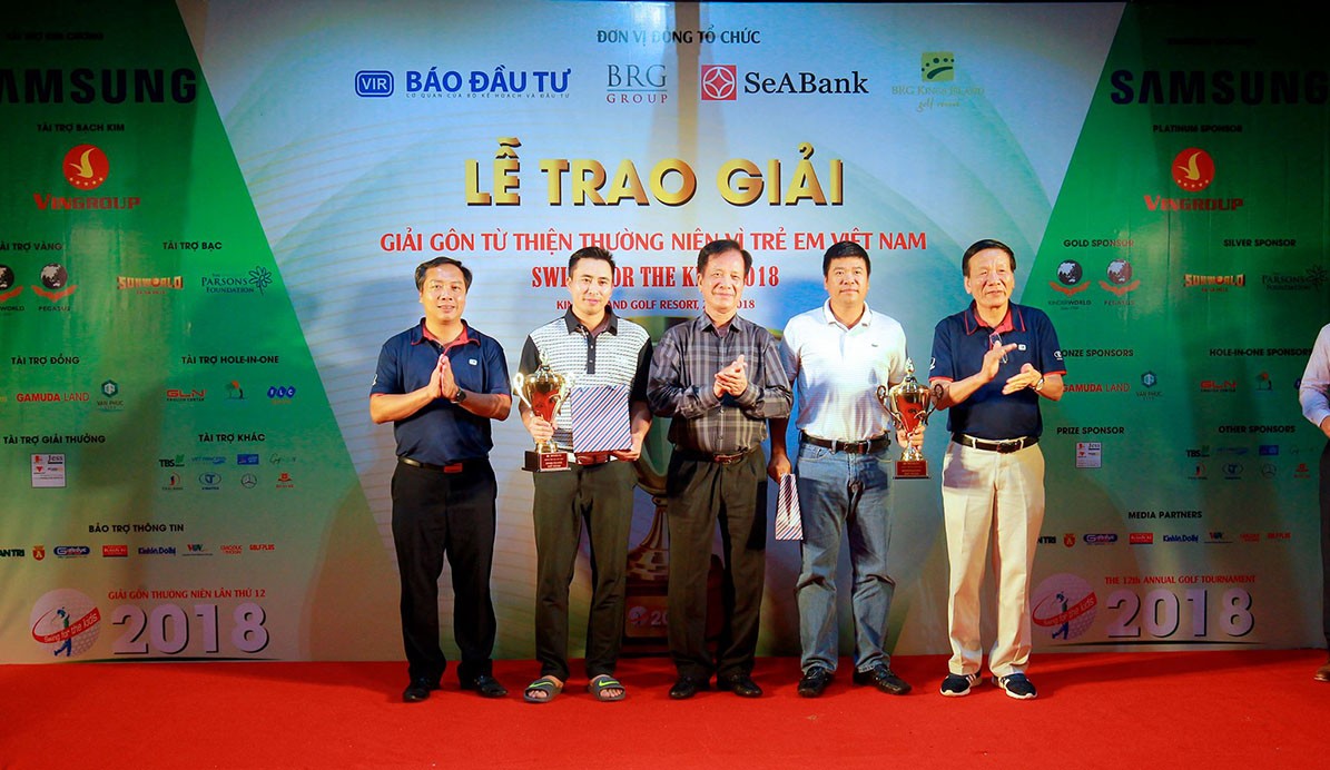 Những khoảnh khắc ấn tượng tại giải Golf Swing for the Kids 2018 ảnh 76