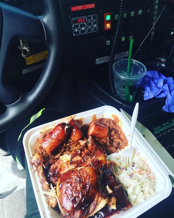 Bữa trưa khác biệt của lao động các ngành nghề trên thế giới ảnh 8