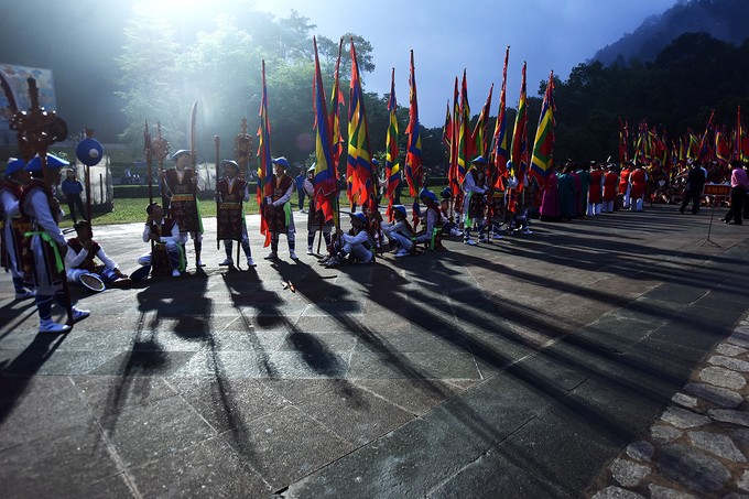 Hàng chục nghìn người dâng hương Giỗ tổ vua Hùng ảnh 1