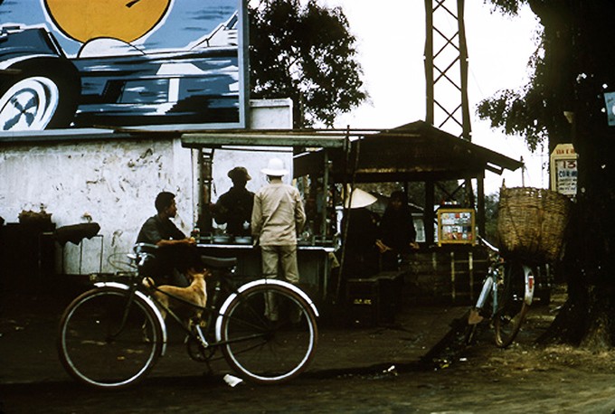 Ảnh hiếm của đạo diễn Mỹ về giao thông Sài Gòn năm 1965 ảnh 8
