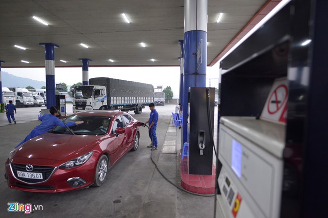 Các bộ đồng loạt cảnh báo Bộ Tài chính tăng thuế môi trường xăng dầu ảnh 2