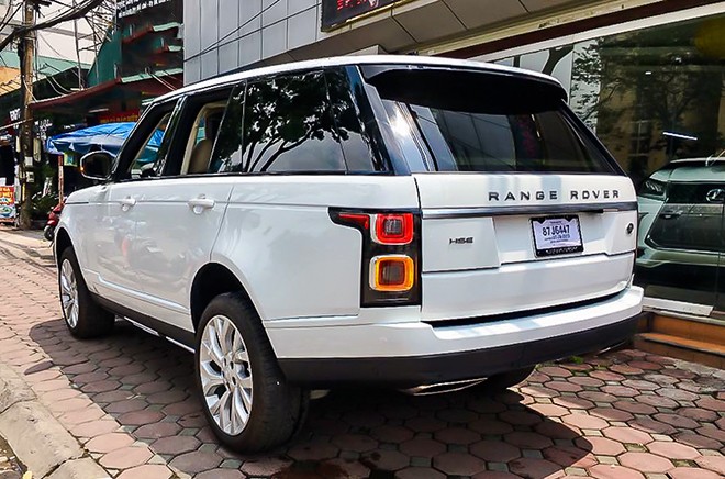 Range Rover HSE 2018 đầu tiên về Việt Nam, giá khoảng 9 tỷ ảnh 2 Range Rover HSE 2018 đầu tiên về Việt Nam, giá khoảng 9 tỷ ảnh 2