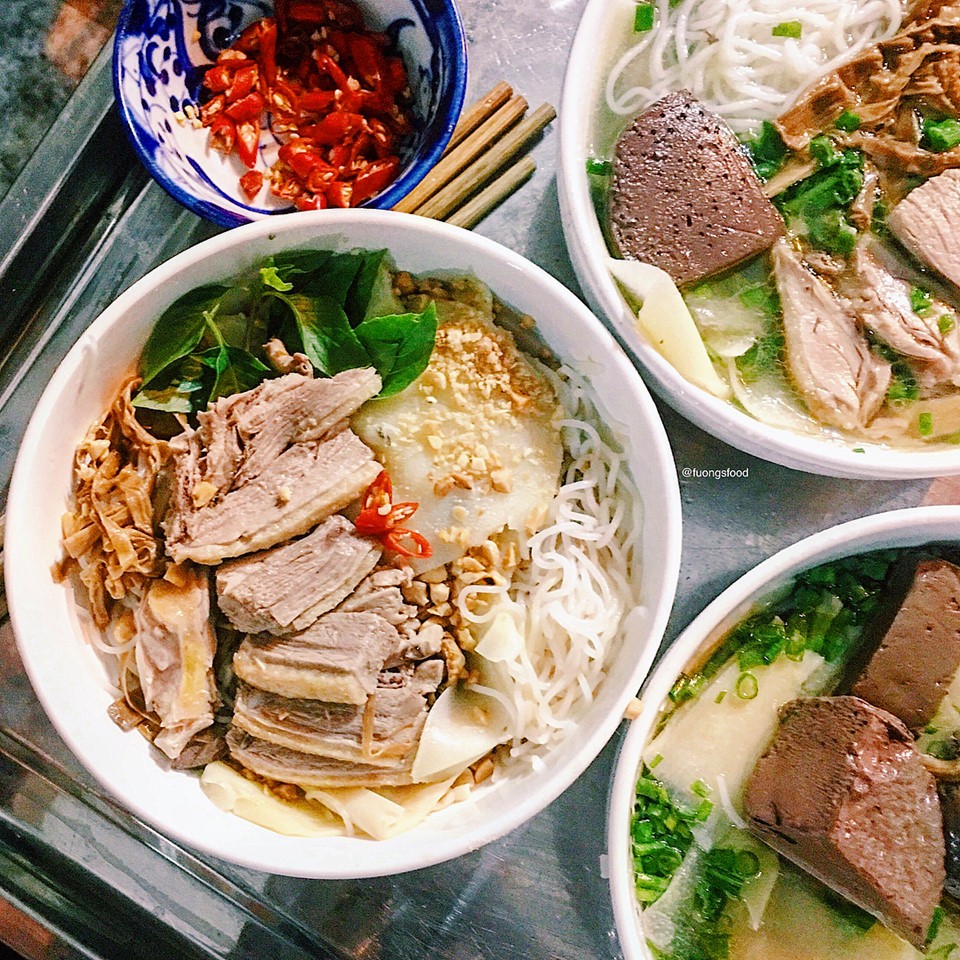 7 quán bún, miến trộn ngon rẻ cho trưa hè oi ả ảnh 4 7 quán bún, miến trộn ngon rẻ cho trưa hè oi ả ảnh 4