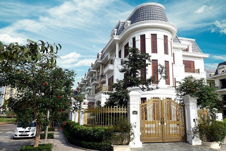 Giới nhà giàu đổ tiền vào biệt thự hạng sang ảnh 2 Giới nhà giàu đổ tiền vào biệt thự hạng sang ảnh 2