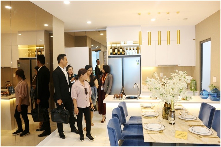 Để kích cầu thị trường, các dự án chào bán bên cạnh mức giá hấp dẫn luôn đi kèm những ưu đãi và hỗ trợ tài chính cho người mua. Tham khảo thông tin chi tiết tại website: http://precia.vn Để kích cầu thị trường, các dự án chào bán bên cạnh mức giá hấp dẫn luôn đi kèm những ưu đãi và hỗ trợ tài chính cho người mua. Tham khảo thông tin chi tiết tại website: http://precia.vn