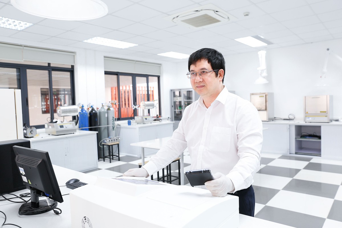 Một trong những phòng thí nghiệm được đầu tư trang thiết bị hiện đại tại Tập đoàn Phenikaa.