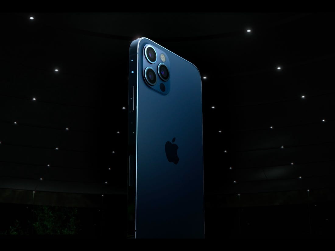 Các phiên bản của iPhone 12 được thiết kế vuông vức giống như iPhone 5 trước kia. Các phiên bản của iPhone 12 được thiết kế vuông vức giống như iPhone 5 trước kia.