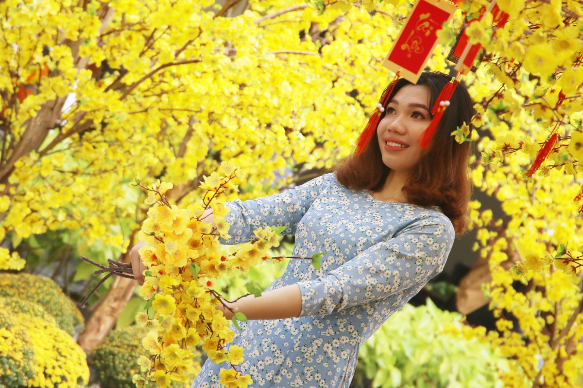 Dáng xuân. Dáng xuân.