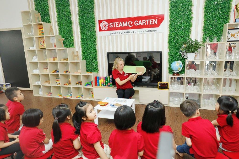 STEAMe GARTEN là một trong số ít chuỗi trường Mầm non song ngữ đầu tiên đưa STEAM và phương pháp dạy học Dự án vào chương trình chính khóa. STEAMe GARTEN là một trong số ít chuỗi trường Mầm non song ngữ đầu tiên đưa STEAM và phương pháp dạy học Dự án vào chương trình chính khóa.