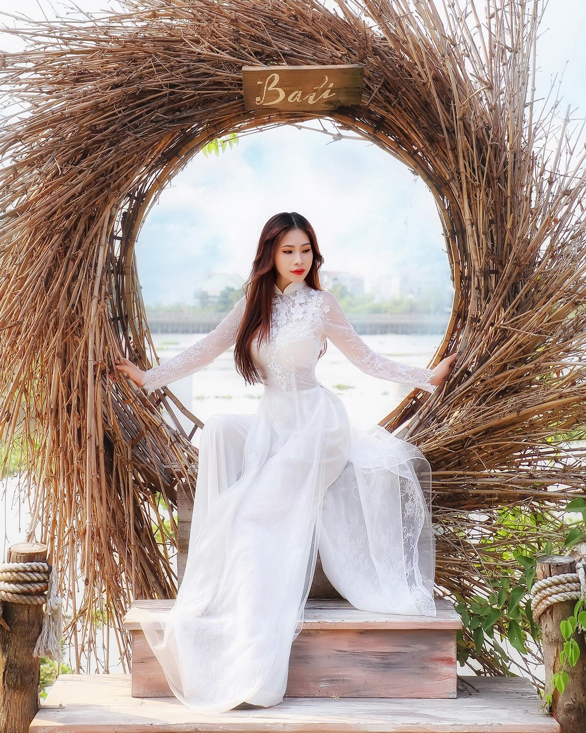 Các cô gái xinh đẹp thường chon các nhiếp ảnh nổi tiếng khiến thợ ảnh khó kiếm sống. Các cô gái xinh đẹp thường chon các nhiếp ảnh nổi tiếng khiến thợ ảnh khó kiếm sống.