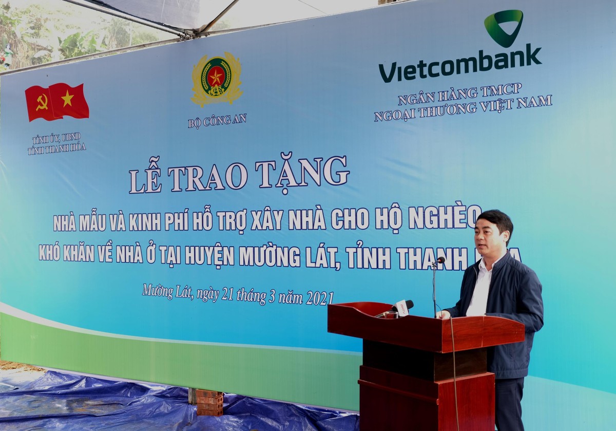Đồng chí Nghiêm Xuân Thành - Ủy viên BCH Trung ương Đảng, Bí thư Đảng ủy, Chủ tịch HĐQT Vietcombank phát biểu tại buổi lễ.