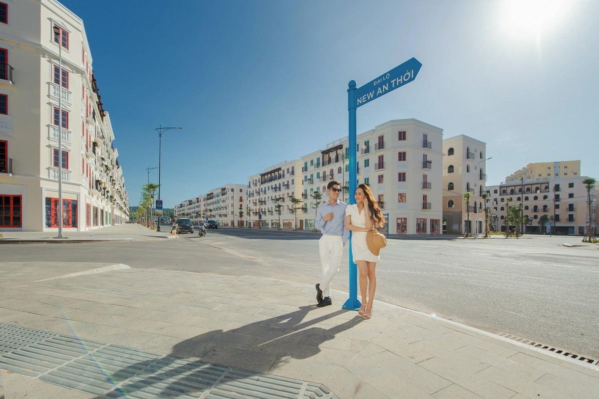 Những khu đô thị kiểu mẫu sẽ nâng tầm chất lượng sống người dân Nam Phú Quốc. Những khu đô thị kiểu mẫu sẽ nâng tầm chất lượng sống người dân Nam Phú Quốc.