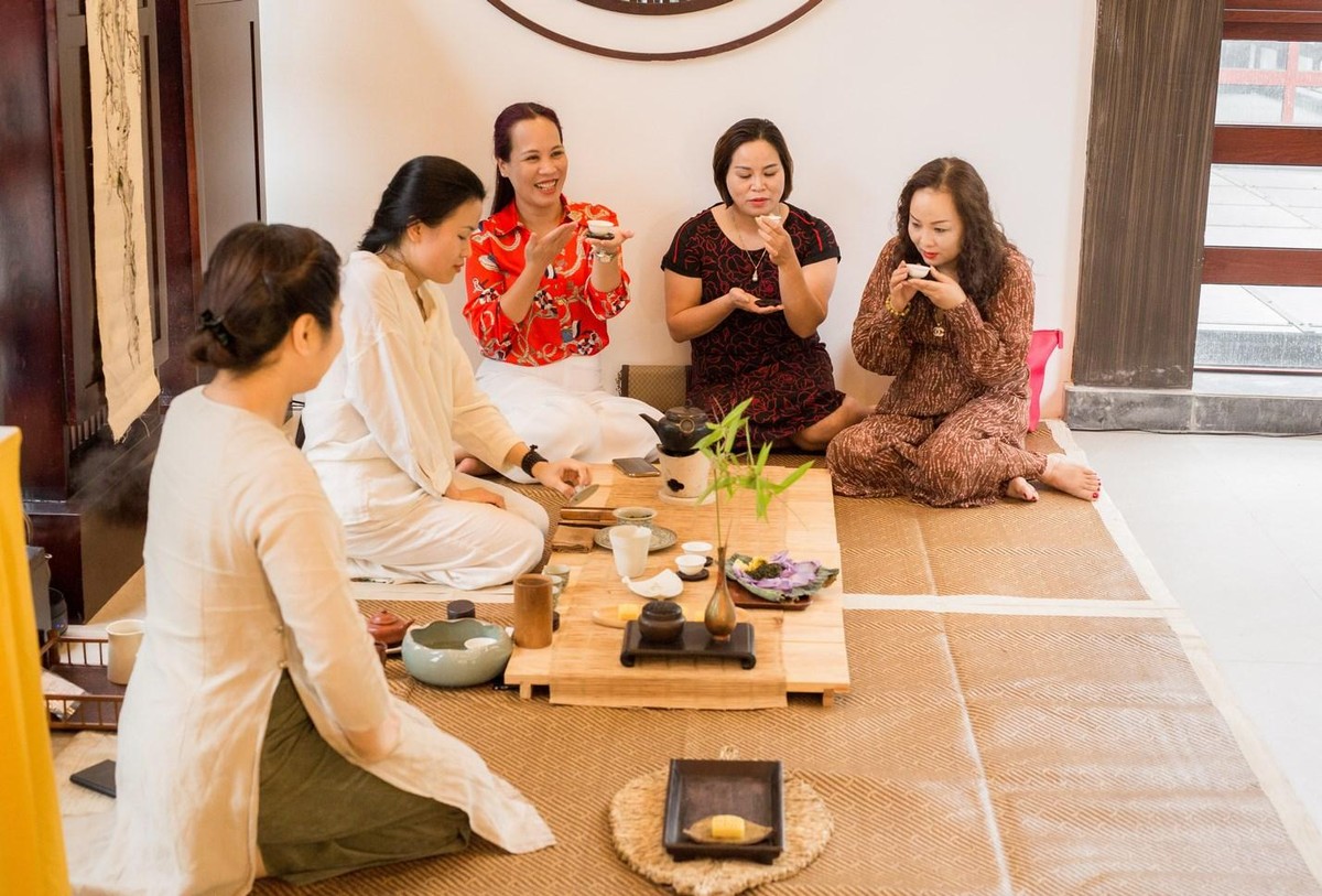 Văn hóa trà đạo Nhật Bản cuốn hút nhiều khách hàng đang quan tâm tới dự án Sun Onsen Village – Limited Edition tìm hiểu, trải nghiệm.