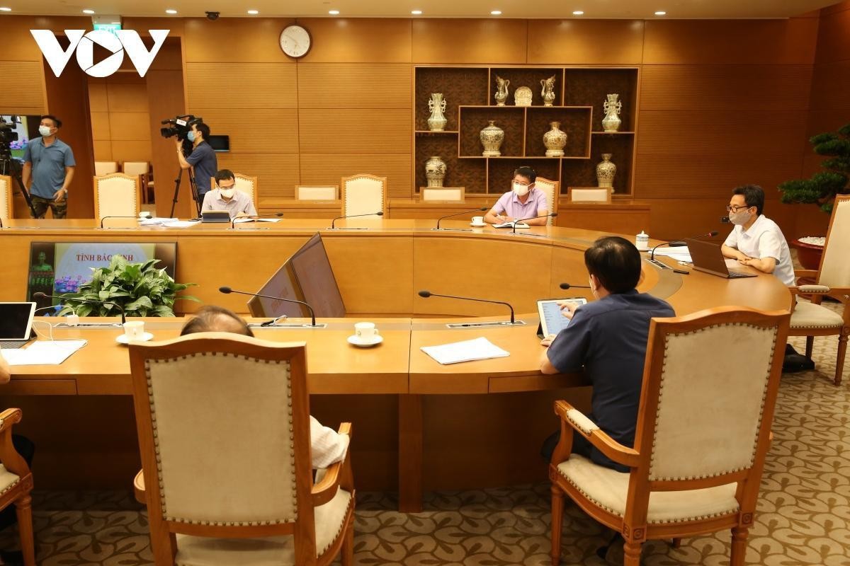 Phó Thủ tướng Vũ Đức Đam họp trực tuyến với Bắc Ninh và Bắc Giang. Phó Thủ tướng Vũ Đức Đam họp trực tuyến với Bắc Ninh và Bắc Giang.