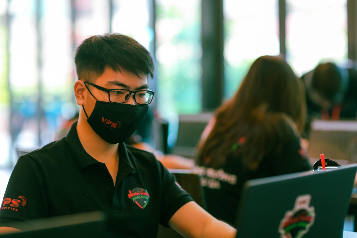 Đấu trường X8 thách thức mọi giới hạn về bản lĩnh và chiến thuật của các chứng thủ.