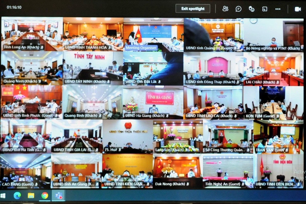 25 địa phương và các cơ quan liên quan tham gia Hội nghị bằng hình thức trực tuyến. Ảnh: VGP. 25 địa phương và các cơ quan liên quan tham gia Hội nghị bằng hình thức trực tuyến. Ảnh: VGP.