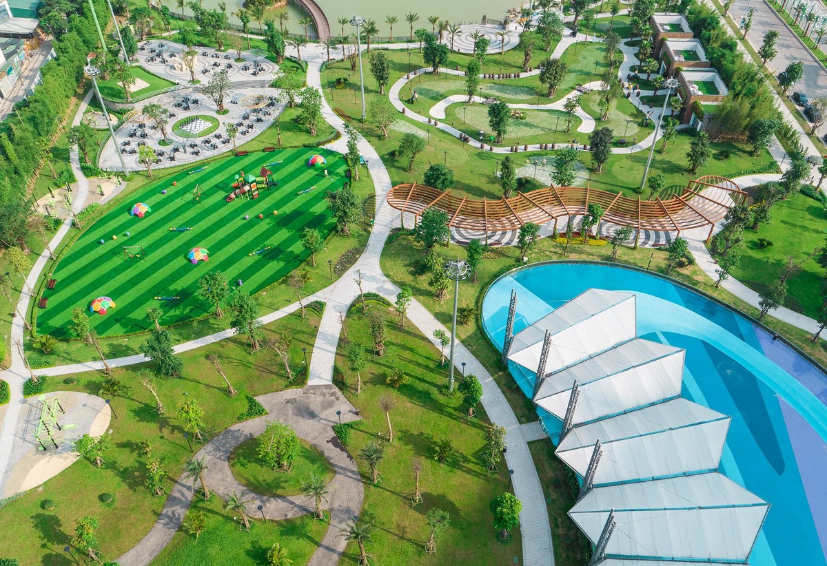 Công viên thể thao 15 chủ đề với 1000 máy tập đã đi vào hoạt động. Công viên thể thao 15 chủ đề với 1000 máy tập đã đi vào hoạt động.