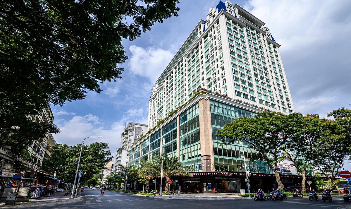 Léman Luxury – Tòa nhà phức hợp cao cấp tốt nhất 2021. Léman Luxury – Tòa nhà phức hợp cao cấp tốt nhất 2021.