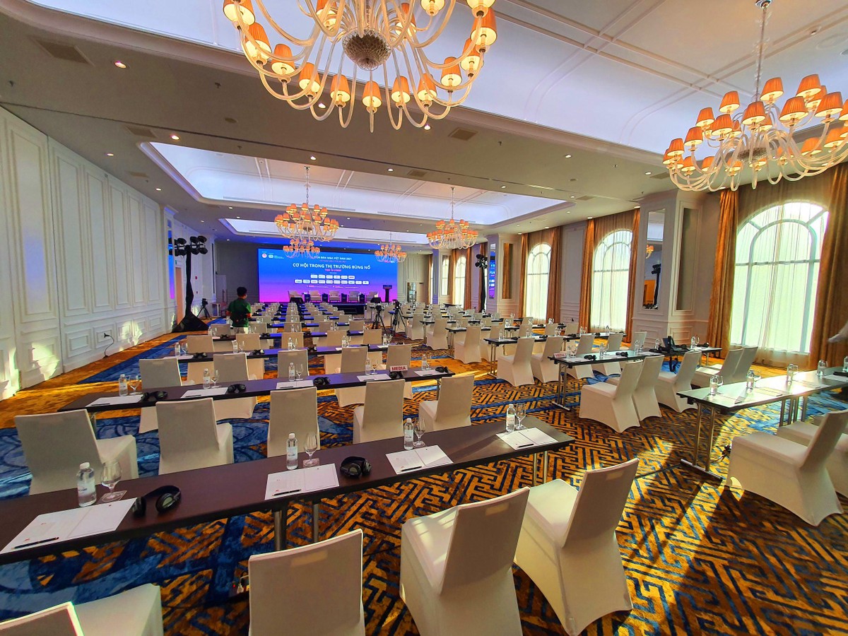 Diễn đàn đã sẵn sàng. Diễn đàn đã sẵn sàng.