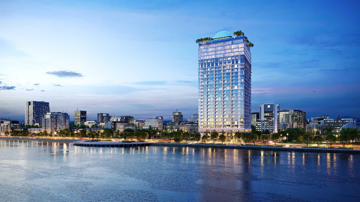 The Royal - Boutique Hotel &amp; Condo Danang nằm bên bờ sông Hàn, biểu tượng của TP Đà Nẵng.