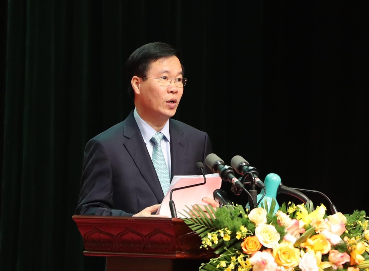 Thường trực Ban Bí thư Võ Văn Thưởng phát biểu chỉ đạo Đại hội. Thường trực Ban Bí thư Võ Văn Thưởng phát biểu chỉ đạo Đại hội.