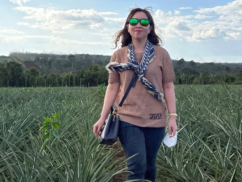 Nhờ mô hình cung cấp giống, hỗ trợ kỹ thuật, bao tiêu sản phẩm nên hàng trăm hecta dứa MD2 đang được trồng tại ĐBSCL mang lại nguồn thu nhập ổn định cho người dân. Nhờ mô hình cung cấp giống, hỗ trợ kỹ thuật, bao tiêu sản phẩm nên hàng trăm hecta dứa MD2 đang được trồng tại ĐBSCL mang lại nguồn thu nhập ổn định cho người dân.