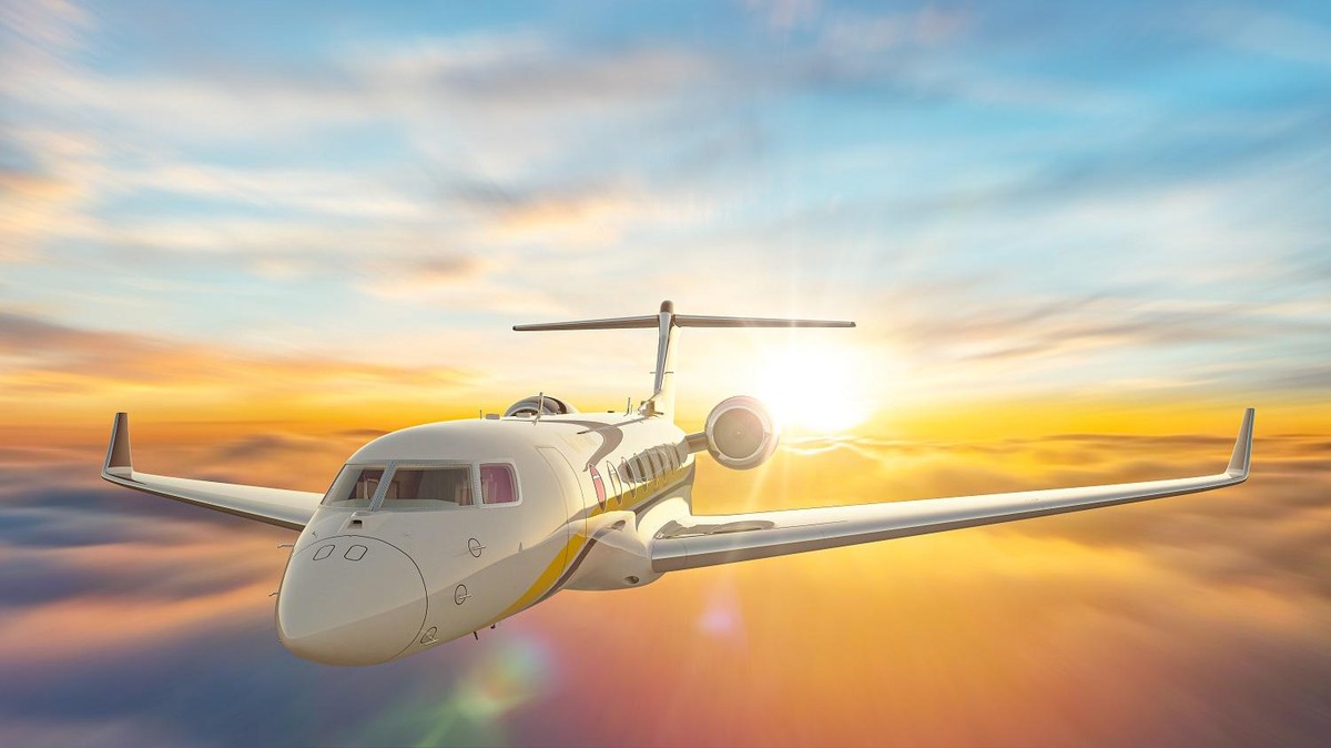 Chuyên cơ phản lực xuyên lục địa Gulfstream G650ER bay thẳng liên tục từ Hà Nội đến Los Angeles trong khoảng 12,5 - 13 tiếng. Chuyên cơ phản lực xuyên lục địa Gulfstream G650ER bay thẳng liên tục từ Hà Nội đến Los Angeles trong khoảng 12,5 - 13 tiếng.