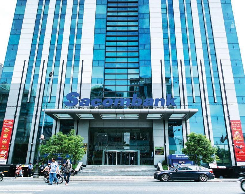 Mảng kinh doanh cốt lõi của Sacombank duy trì tốt, số lượng khách hàng cá nhân tăng dần, nguồn thu từ hoạt động dịch vụ nằm trong nhóm dẫn đầu...