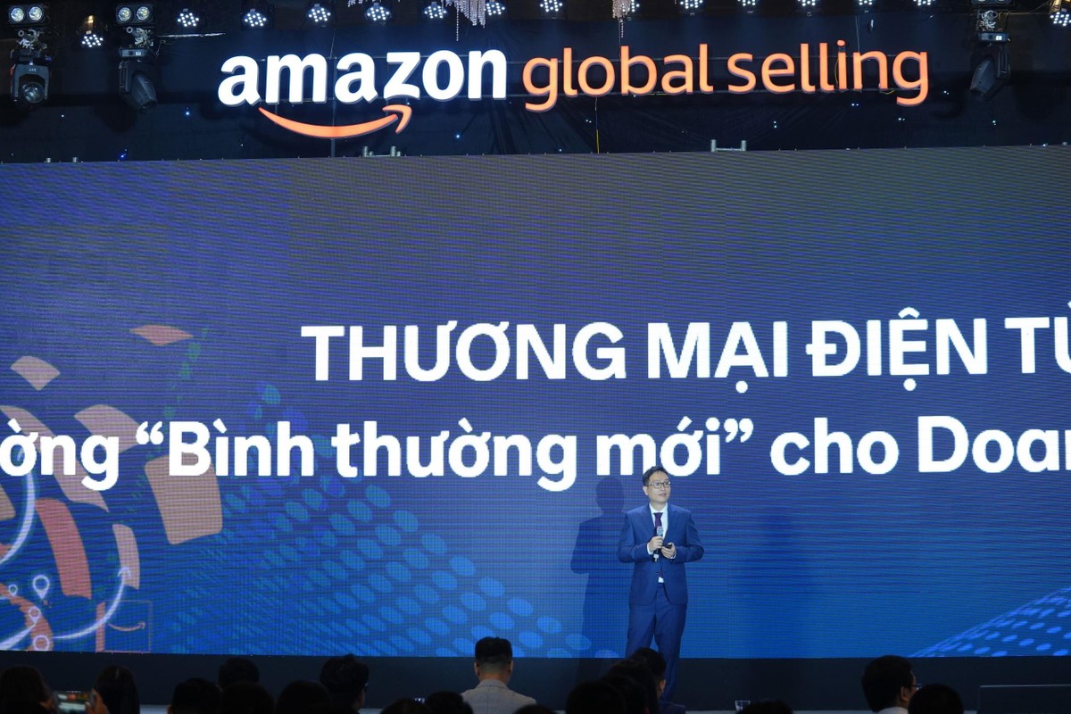 Ông Gijae Seong - Giám đốc Điều hành Amazon Global Selling Việt Nam chia sẻ tại lễ khai mạc. Ông Gijae Seong - Giám đốc Điều hành Amazon Global Selling Việt Nam chia sẻ tại lễ khai mạc.