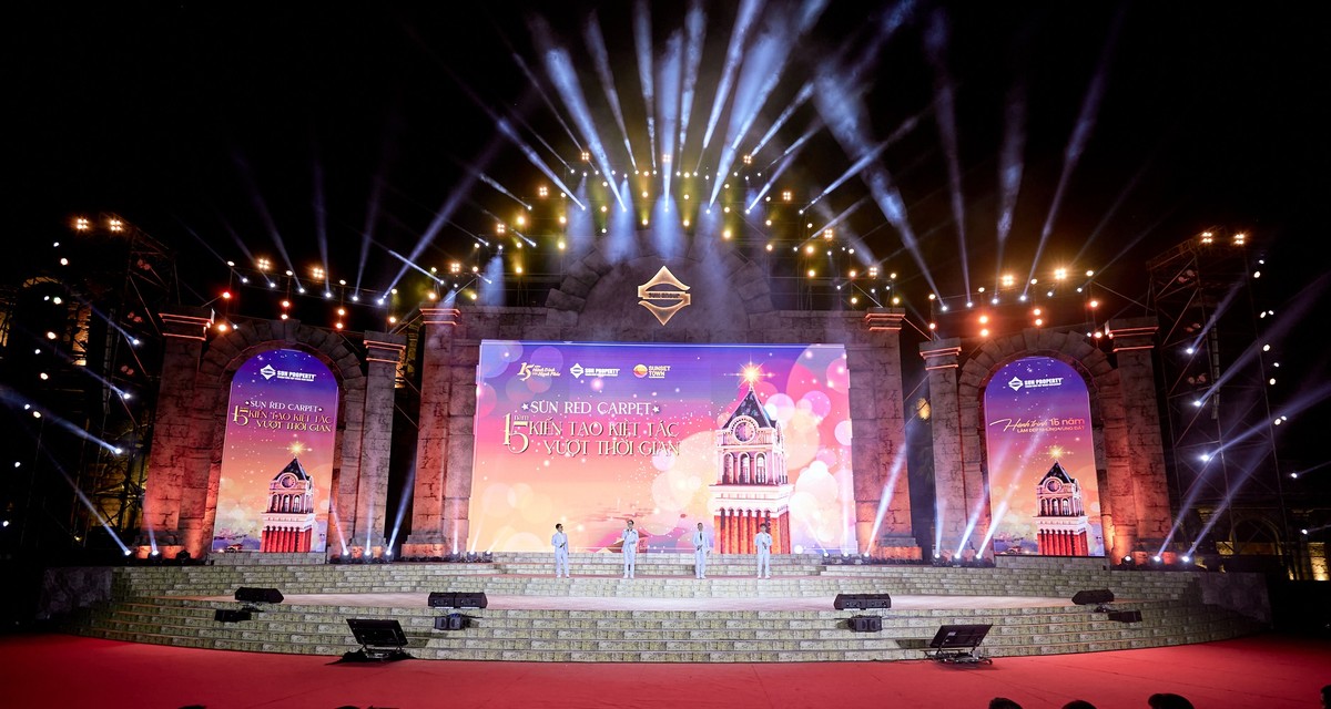 Sân khấu Sun Red Carpet mang lại nhiều cảm xúc. Ảnh Sun Property.