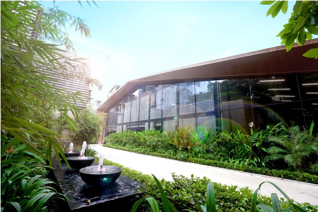 Khuôn viên văn phòng trụ sở VPS. Khuôn viên văn phòng trụ sở VPS.