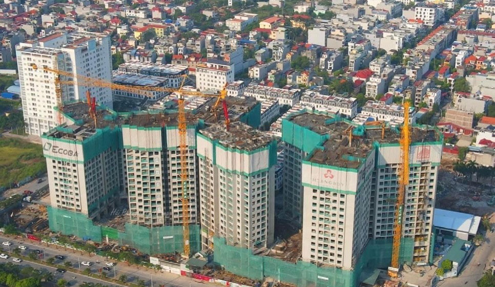 Quản trị chất lượng và tiến độ theo đúng cam kết với khách hàng cũng là kim chỉ nam trong chiến lược phát triển bền vững mà Hoàng Huy theo đuổi. Quản trị chất lượng và tiến độ theo đúng cam kết với khách hàng cũng là kim chỉ nam trong chiến lược phát triển bền vững mà Hoàng Huy theo đuổi.