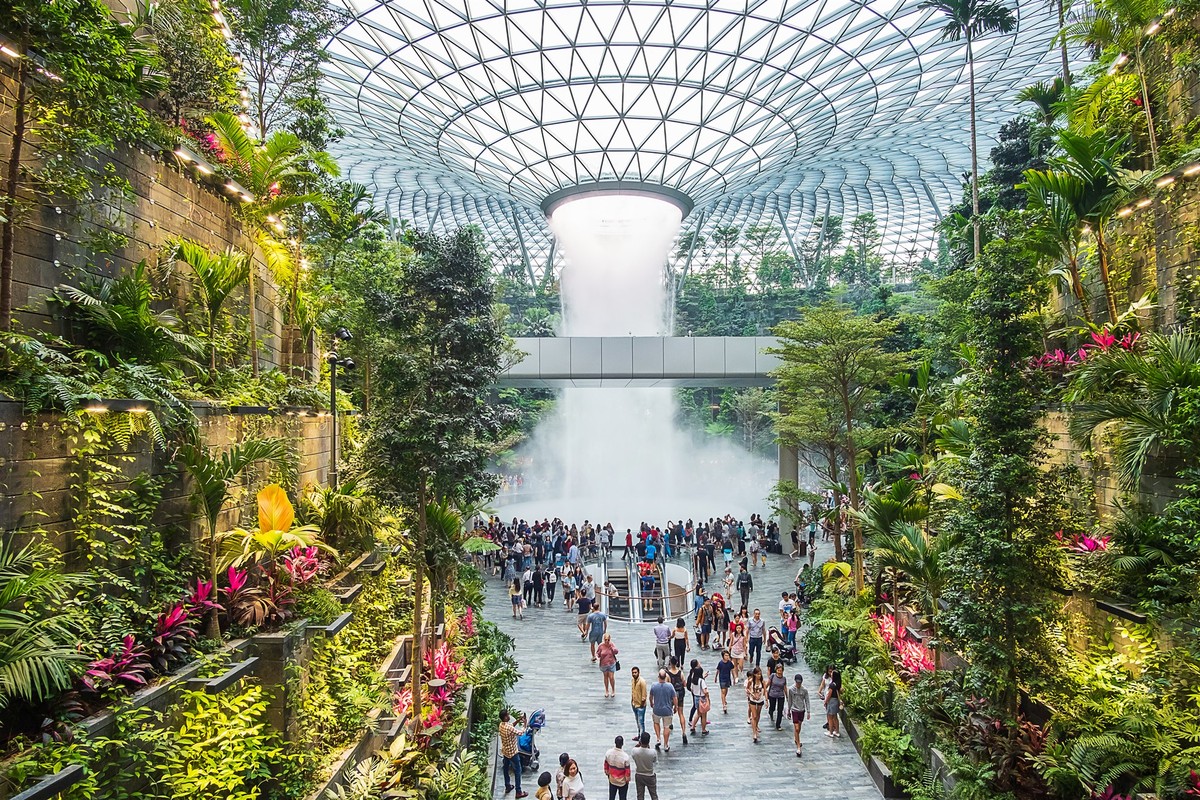 Singapore luôn biết cách hút khách quốc tế với chính sách cởi mở và cách làm du lịch chuyên nghiệp. Ảnh: Shutterstock. Singapore luôn biết cách hút khách quốc tế với chính sách cởi mở và cách làm du lịch chuyên nghiệp. Ảnh: Shutterstock.