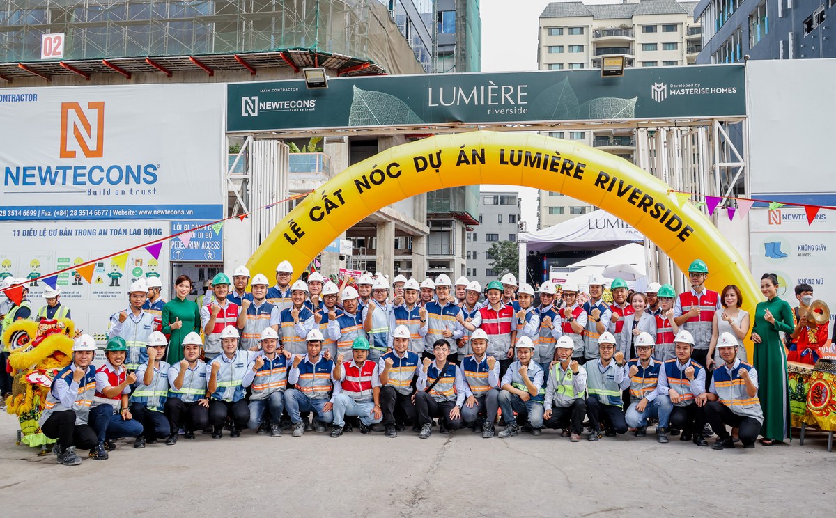 Trong thời gian gần sắp tới, LUMIÈRE riverside sẽ tiếp tục hoàn thiện hạ tầng kỹ thuật bên trong 02 tòa tháp, các căn hộ và hệ tiện ích “xanh” đẳng cấp quốc tế.