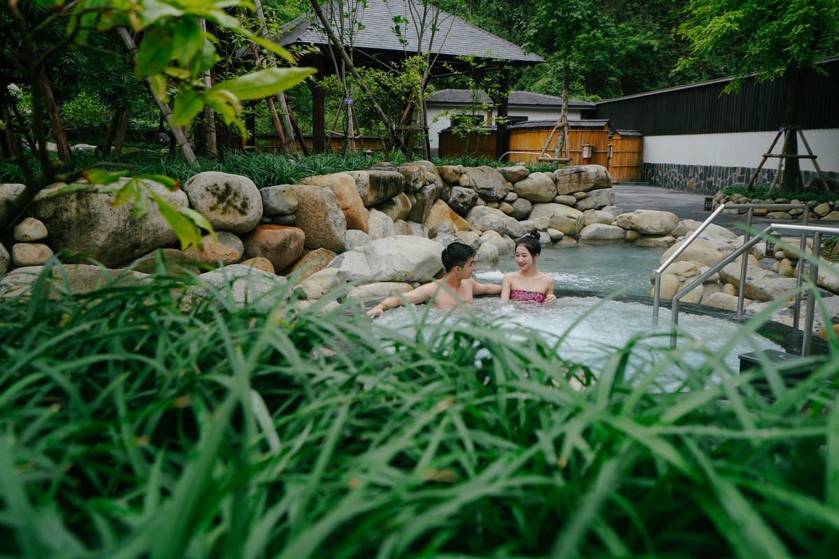 Nghỉ dưỡng kết hợp chăm sóc sức khỏe tại Yoko Onsen Quang Hanh. Nghỉ dưỡng kết hợp chăm sóc sức khỏe tại Yoko Onsen Quang Hanh.