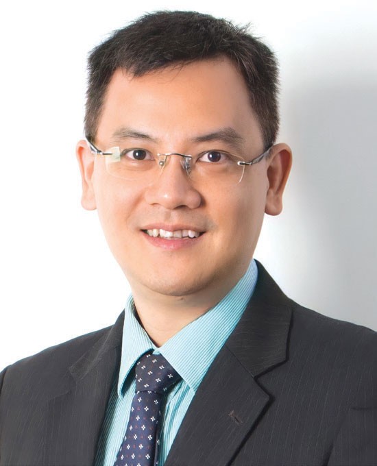 Ông Đinh Đức Quang, Giám đốc điều hành Khối Kinh doanh tiền tệ, Ngân hàng UOB Việt Nam. Ông Đinh Đức Quang, Giám đốc điều hành Khối Kinh doanh tiền tệ, Ngân hàng UOB Việt Nam.